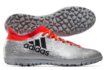 X 16.3 TF Football Trainers